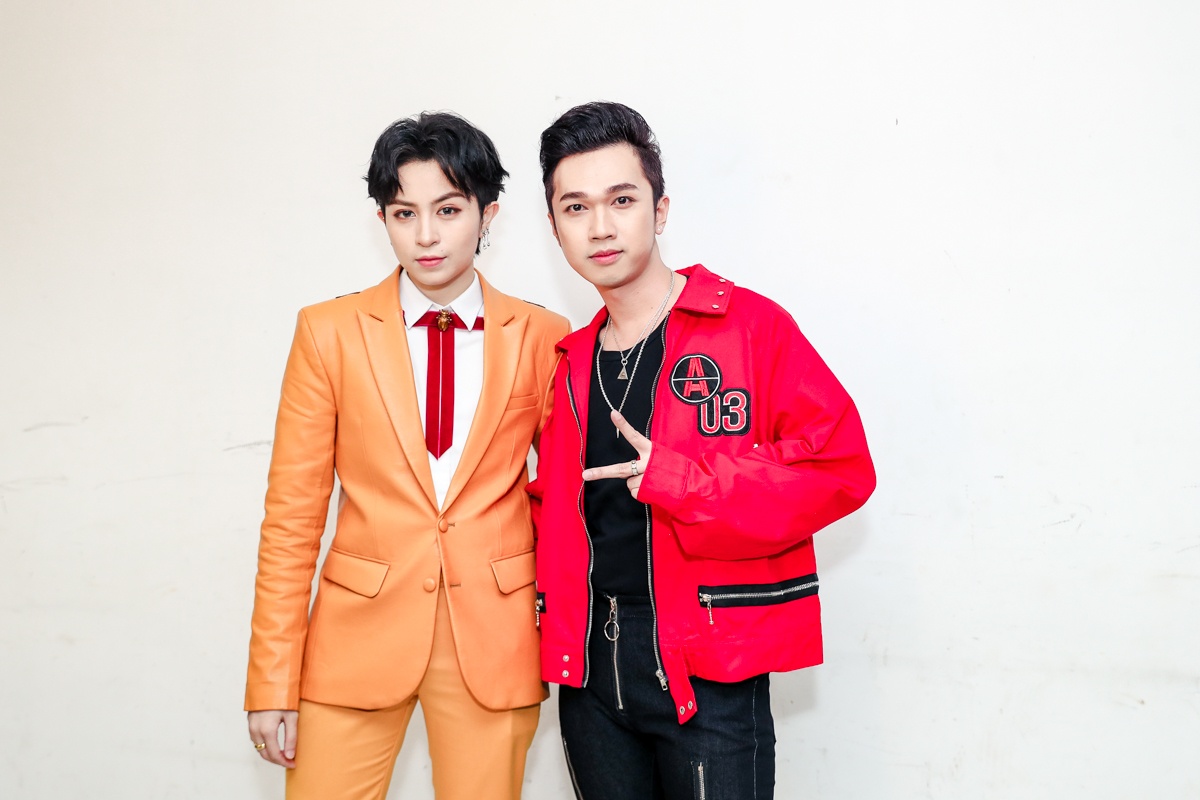 Duc Phuc than thiet voi Hoang Thuy Linh anh 7