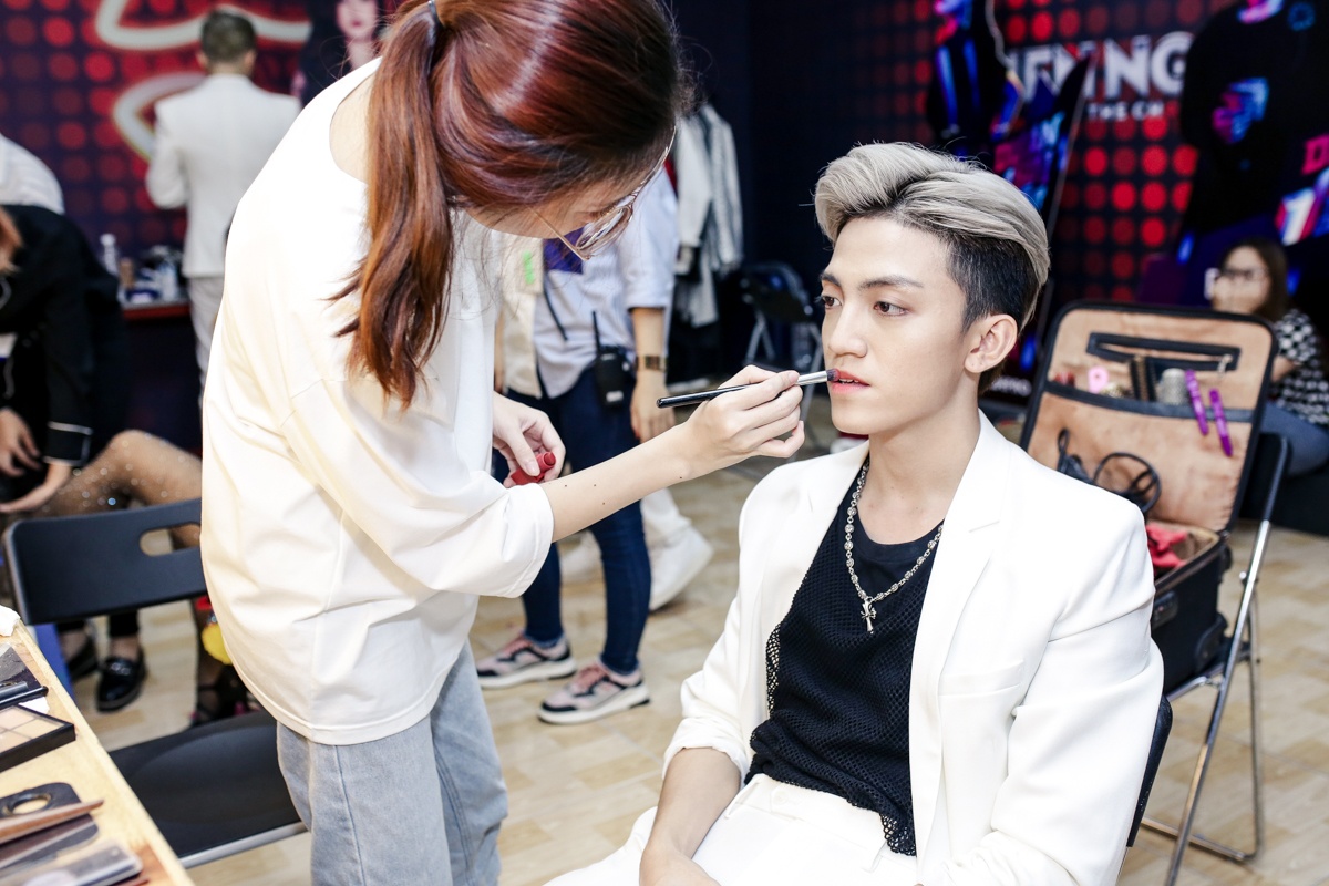 Duc Phuc than thiet voi Hoang Thuy Linh anh 8