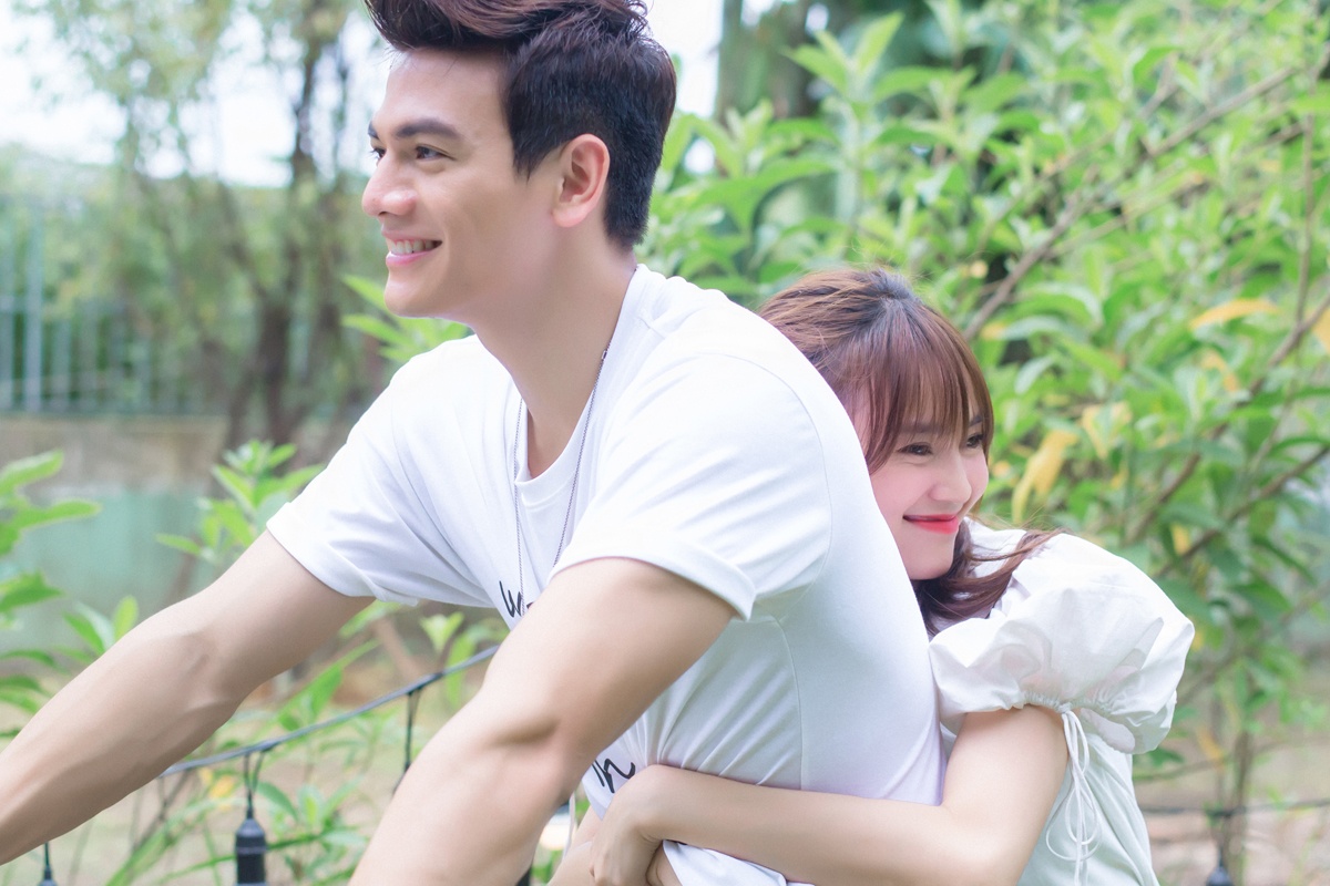 Ninh Dương Lan Ngọc phát hành MV đầu tay ảnh 1 Ninh Duong Lan Ngoc phat hanh MV dau tay anh 1