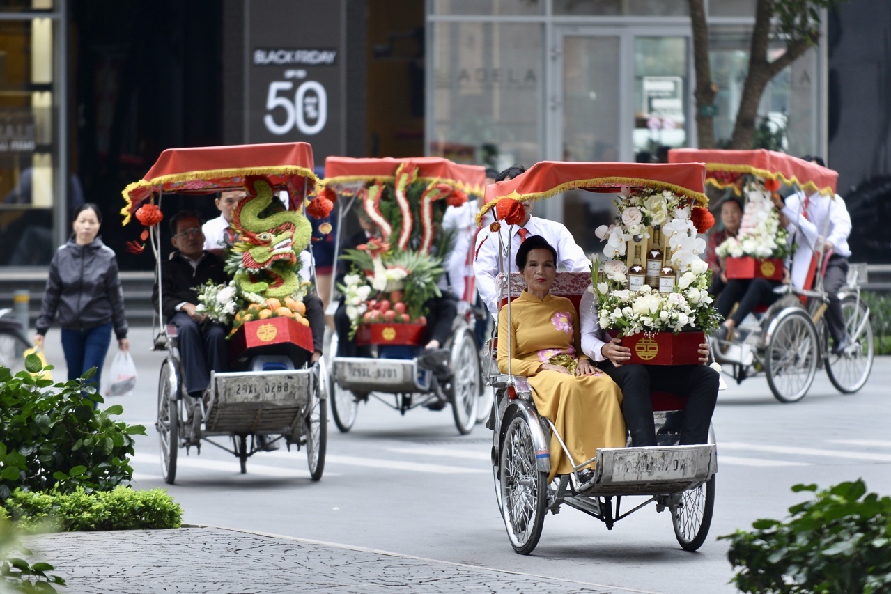 le an hoi a hau thanh tu anh 7