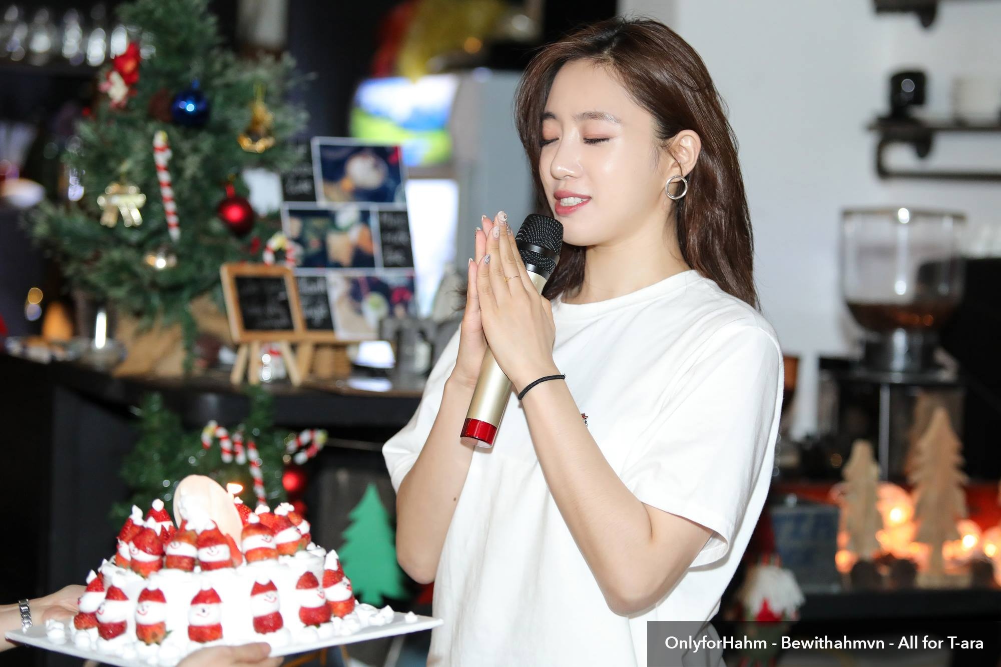 Eunjung bất ngờ đến việt nam ảnh 1 Eunjung bat ngo den viet nam anh 1