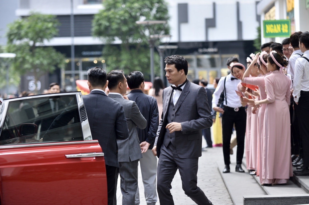 le an hoi a hau thanh tu anh 2