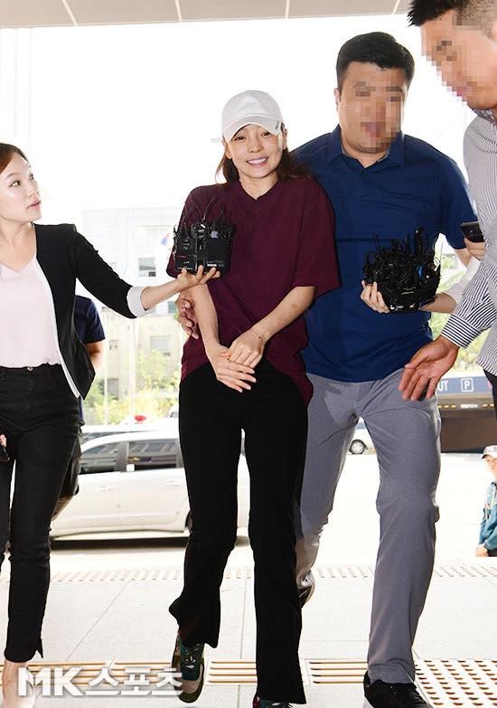 goo hara xuat hien bo pho anh 6