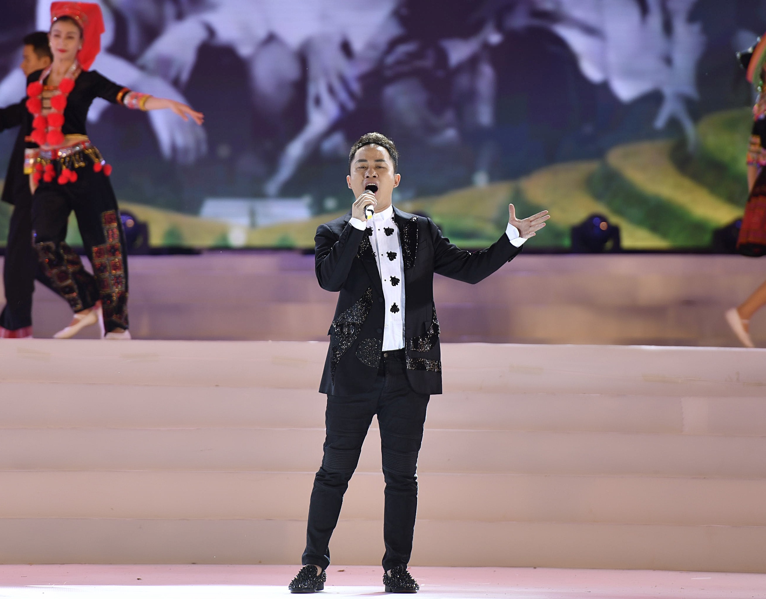 dem nhac ve Bac Ho anh 2