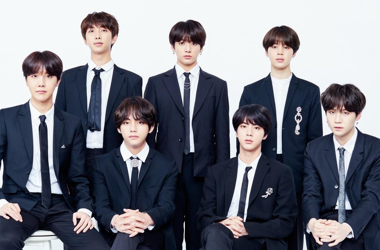 BTS vuot Ariana Grande, lan dau thang giai American Music Awards hinh anh