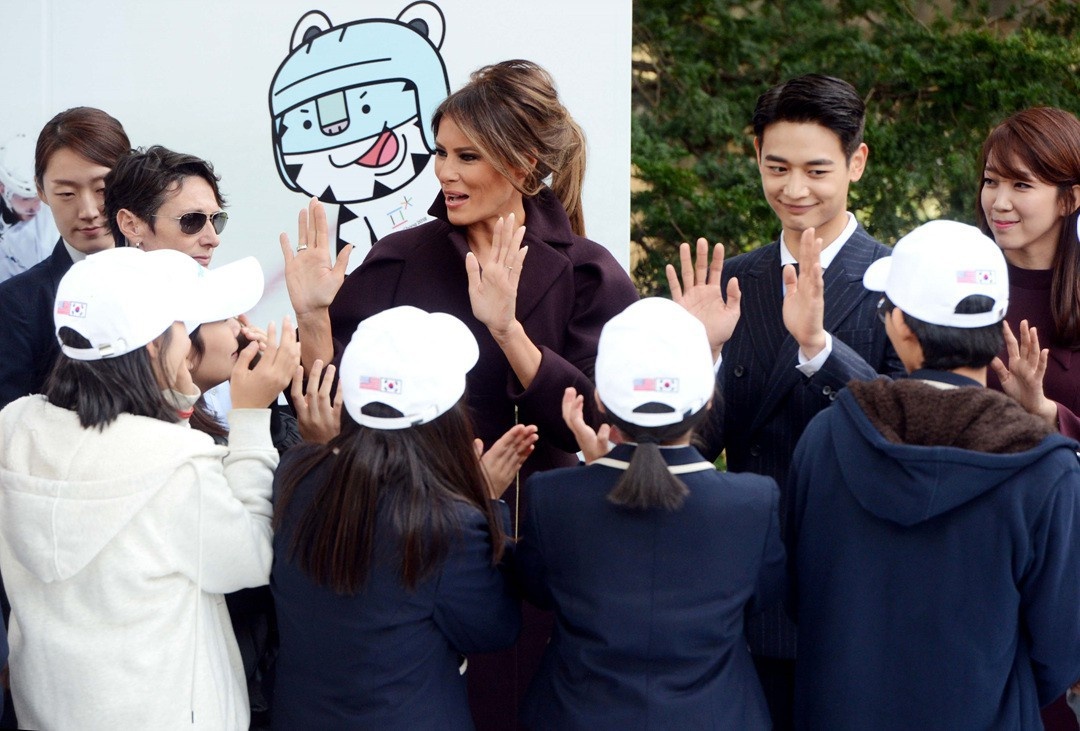 Lan song Halluy thuc day ngoai giao anh 1