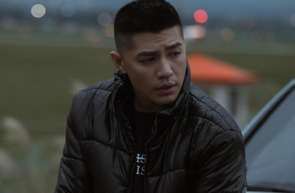 Noo Phuoc Thinh tai xuat voi hinh tuong la lam giua on ao bi kien hinh anh