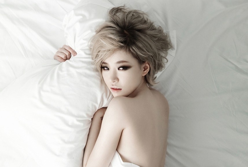 Ca khuc Kpop co ca tu, tieu de dung tuc: Vua ra mat la dinh lenh cam hinh anh