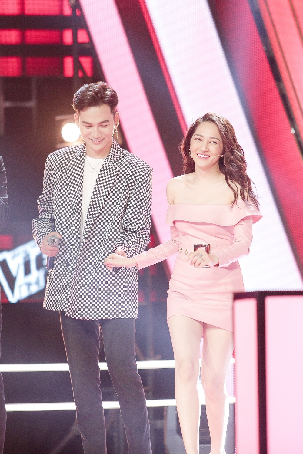 Bảo anh xúc động khi nghe nhạc phan mạnh quỳnh ảnh 2 Bao anh xuc dong khi nghe nhac phan manh quynh anh 2