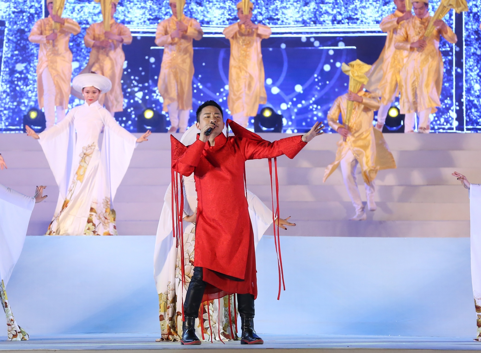 tung duong hao hung anh 2