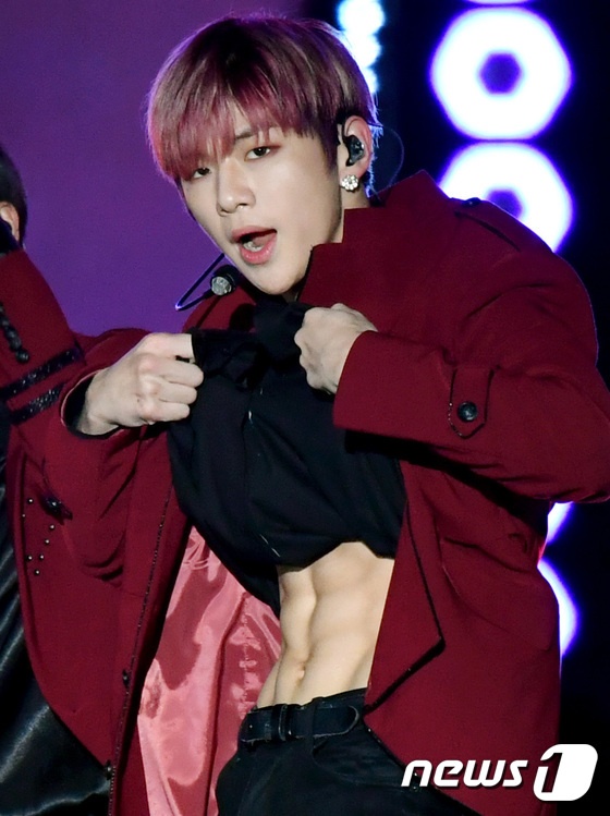 dan my nhan kpop do sac anh 10