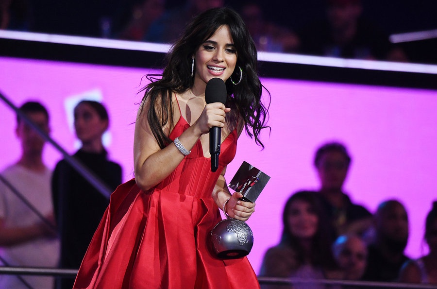 Camila Cabello thang lon, BTS lan dau duoc vinh danh tai MTV EMAs hinh anh