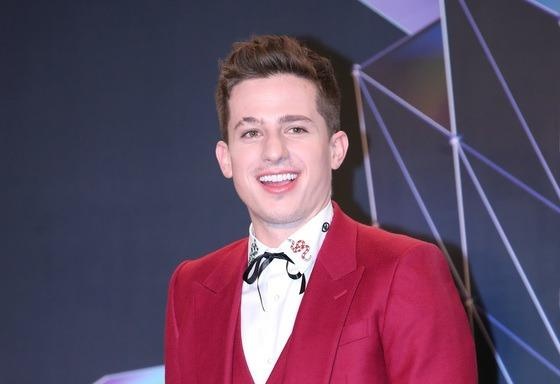 Charlie Puth, BTS noi bat tren tham do le trao giai am nhac Han Quoc hinh anh
