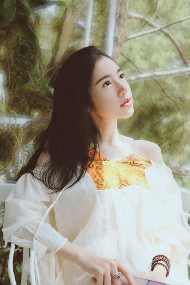 Elly Tran gay guoc anh 1