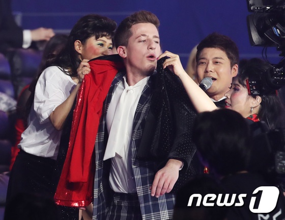 BTS bieu dien tai Genie Music Awards anh 9