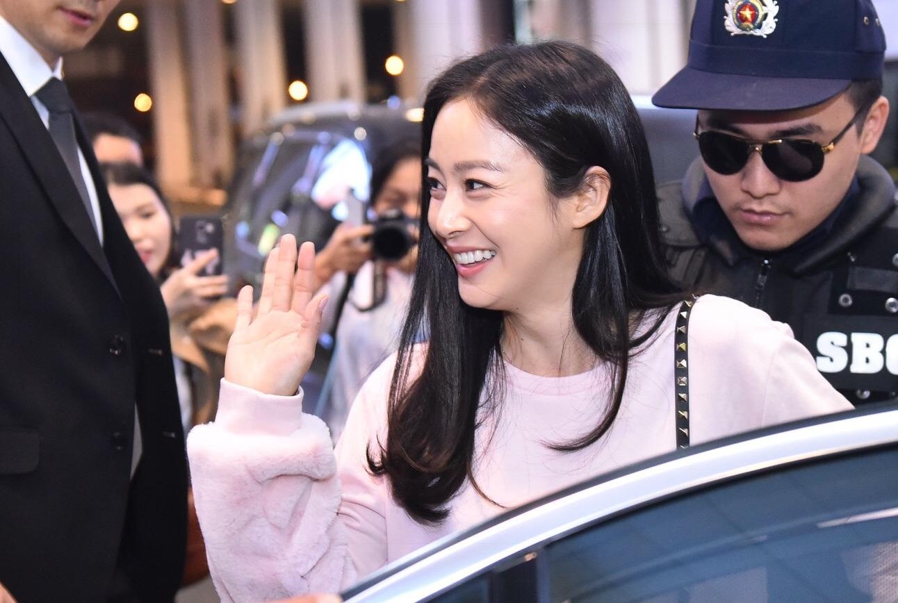 Kim Tae Hee rang ro chao fan Viet khi toi Ha Noi luc toi muon hinh anh