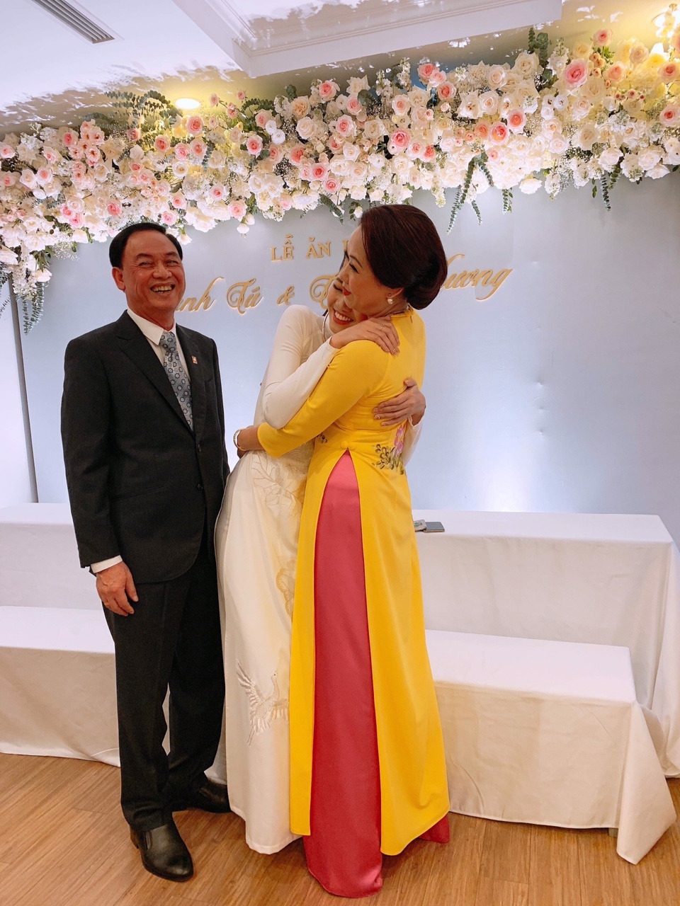 le an hoi a hau thanh tu anh 1