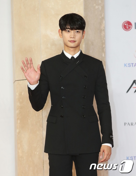 Tham do Asia Artist Awards anh 19