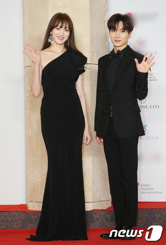 Tham do Asia Artist Awards anh 2