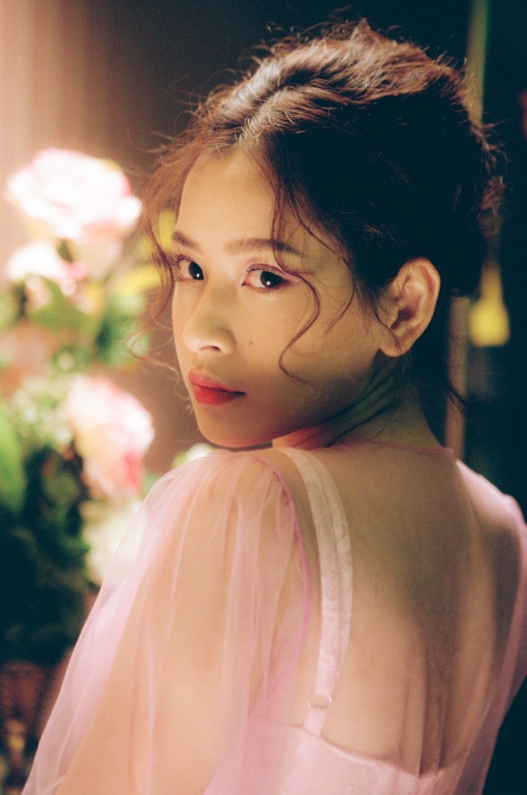 Chi Pu hát live cùng Đạt G ảnh 1 Chi Pu hat live cung Dat G anh 1