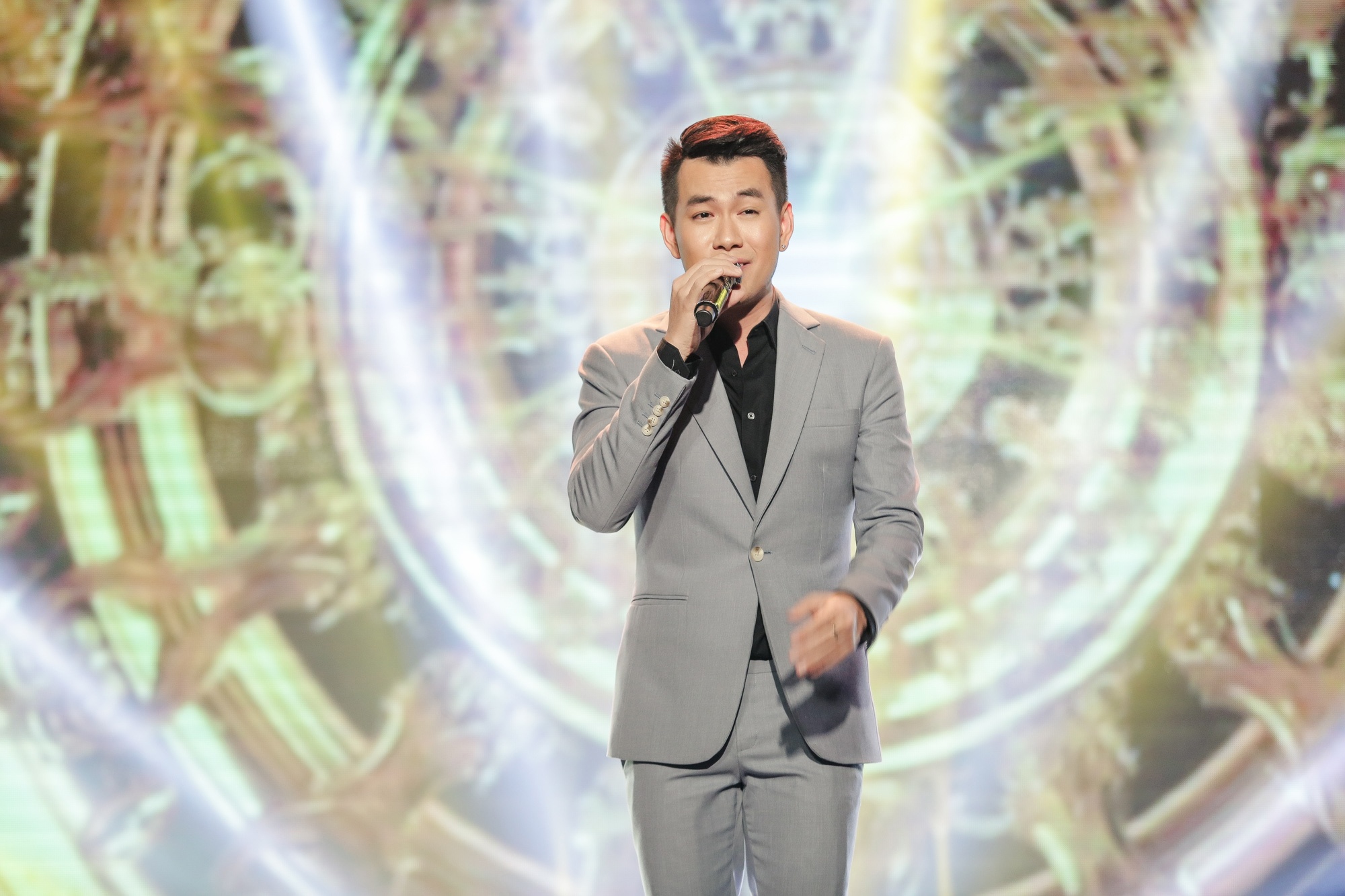 Huong Giang Idol the hien ca khuc moi anh 11