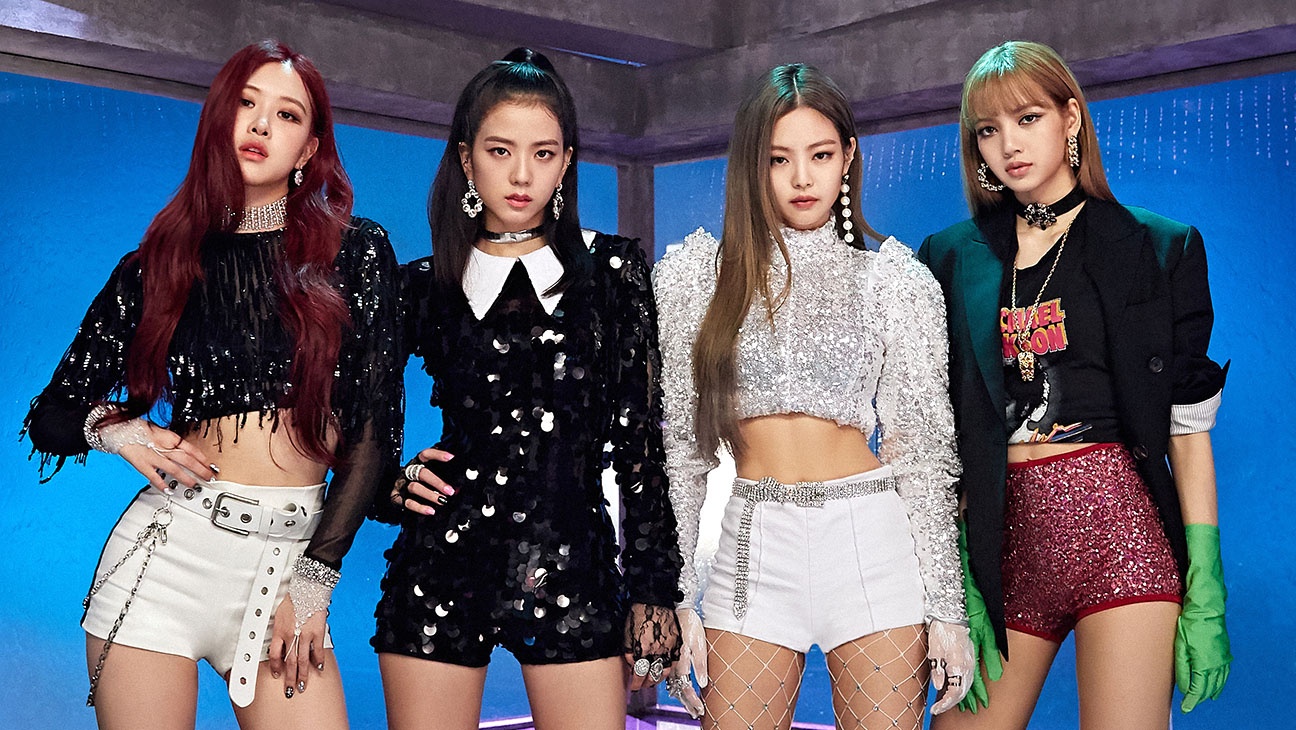 Ba cong ty hang dau Kpop: Ke phan biet doi xu, nguoi co moi noi cu hinh anh