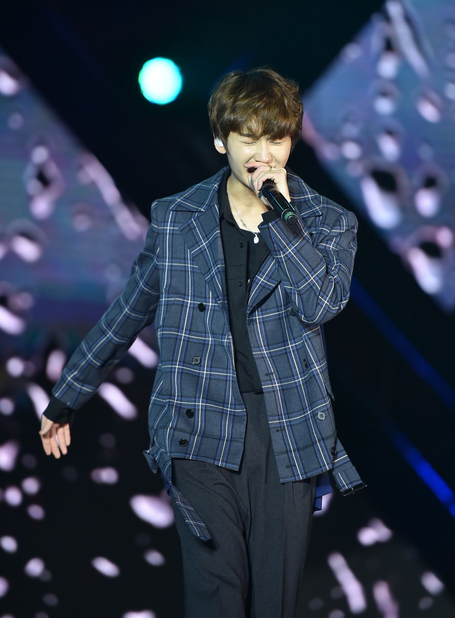 BTOB bieu dien tai Viet Nam anh 3