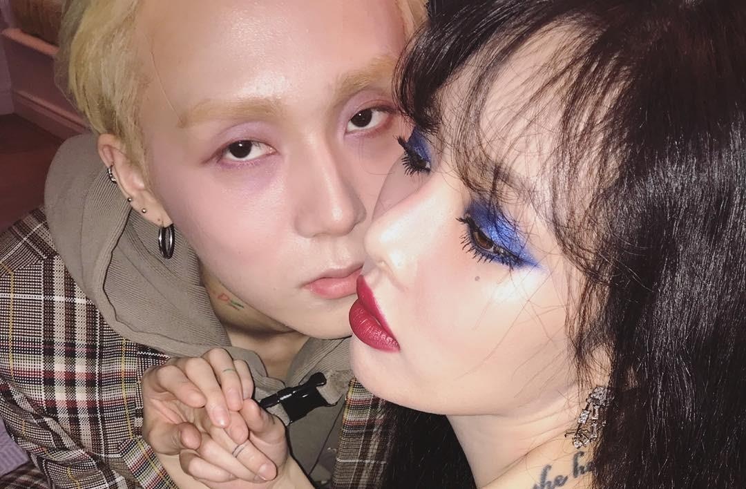 Lien tuc khoe hinh tinh tu ben ban trai, HyunA bi che ngay cang lo hinh anh