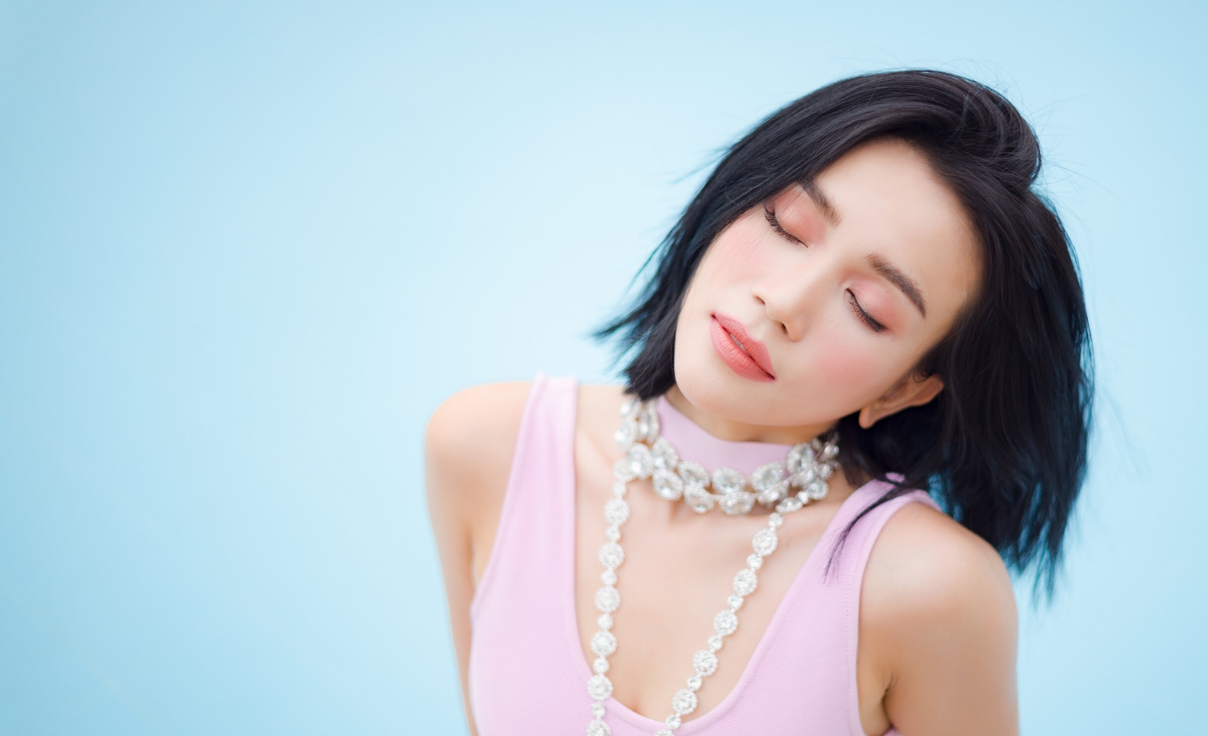 MV Lac mat anh hinh anh