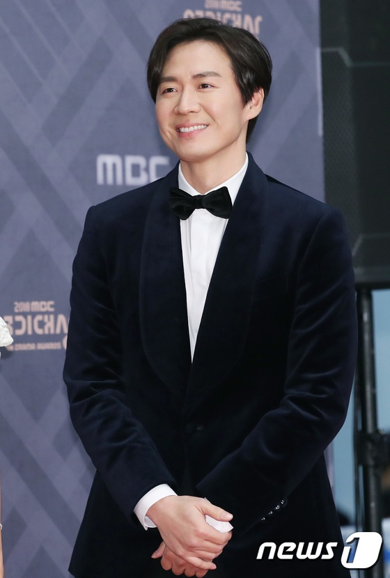 sao nu goi cam tren tham do MBC Drama Awards anh 12