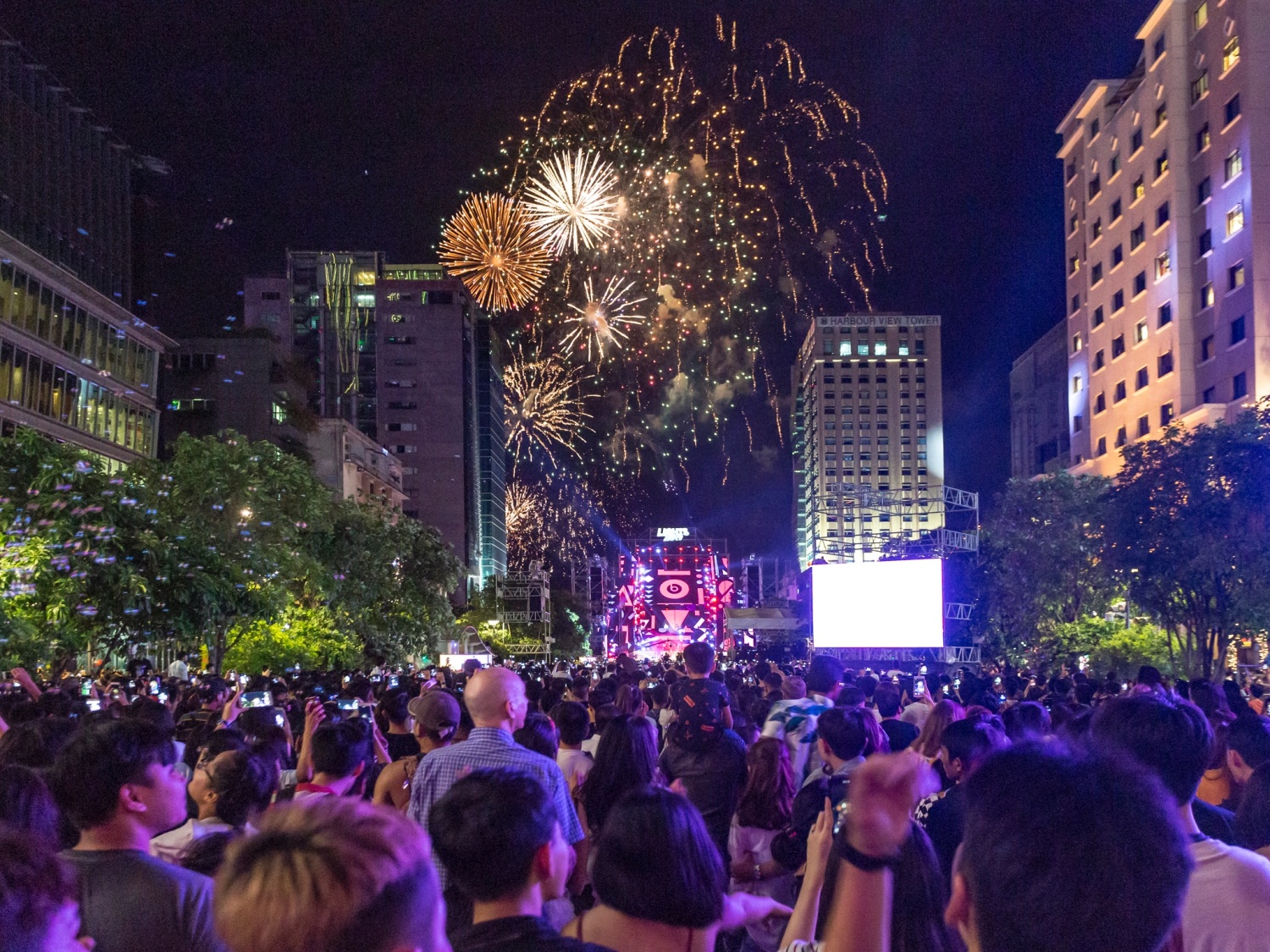 soobin hoang son don nam moi cung fan anh 10