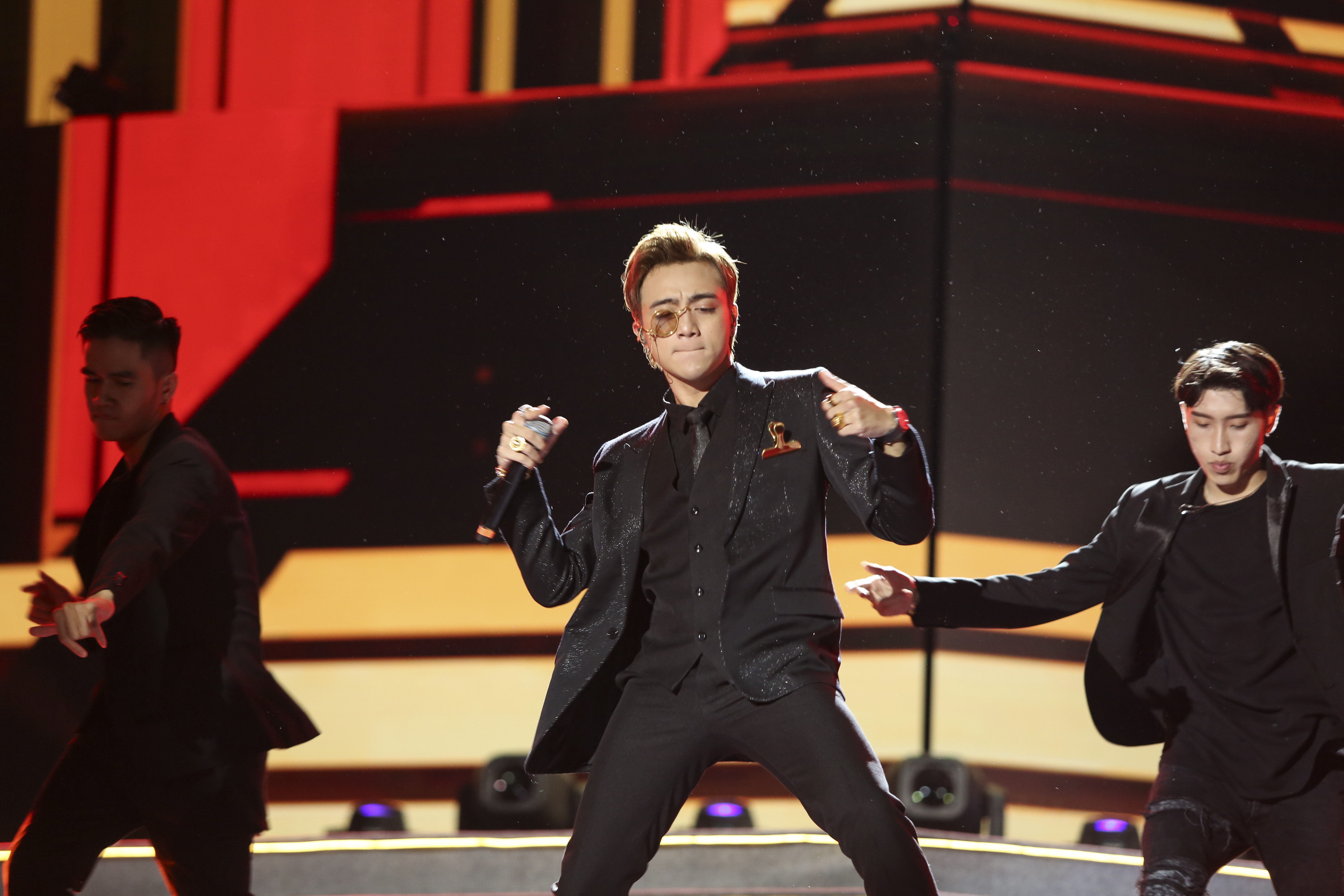 soobin hoang son don nam moi cung fan anh 1