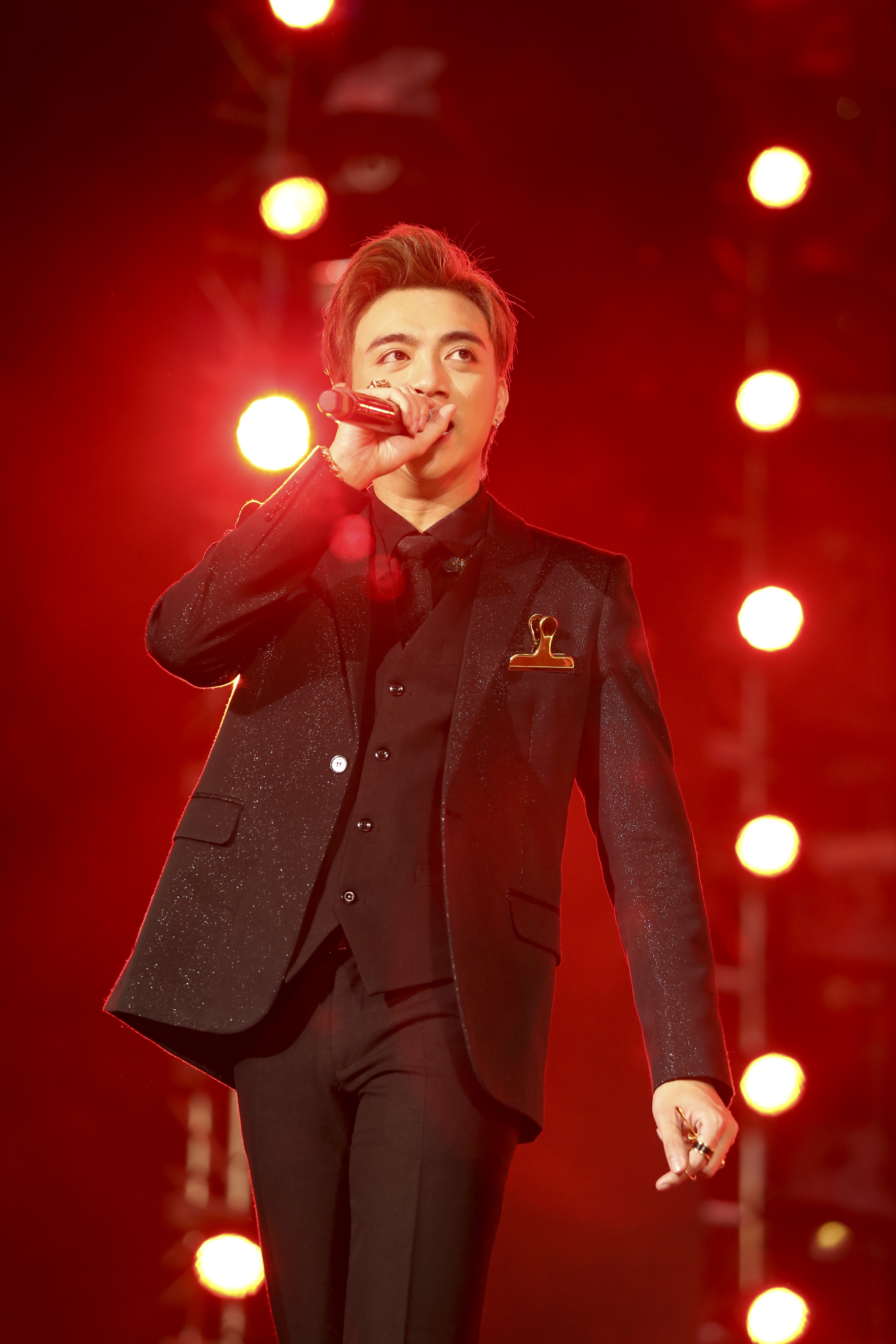 soobin hoang son don nam moi cung fan anh 2