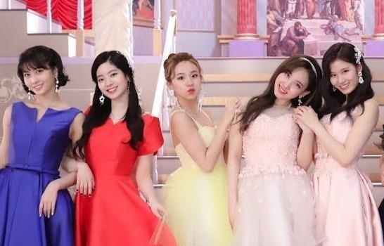 Twice la nhom nu duy nhat thang giai album cua 'Grammy Han Quoc' hinh anh
