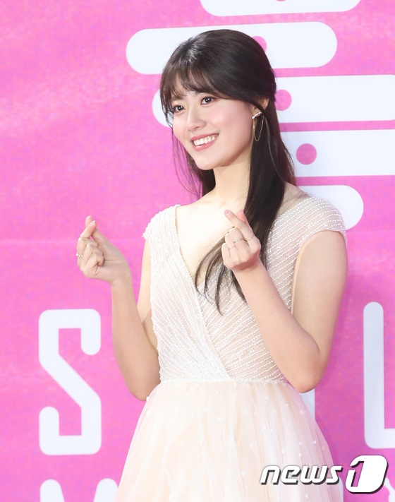 MC mac ho hang trong troi lanh anh 10