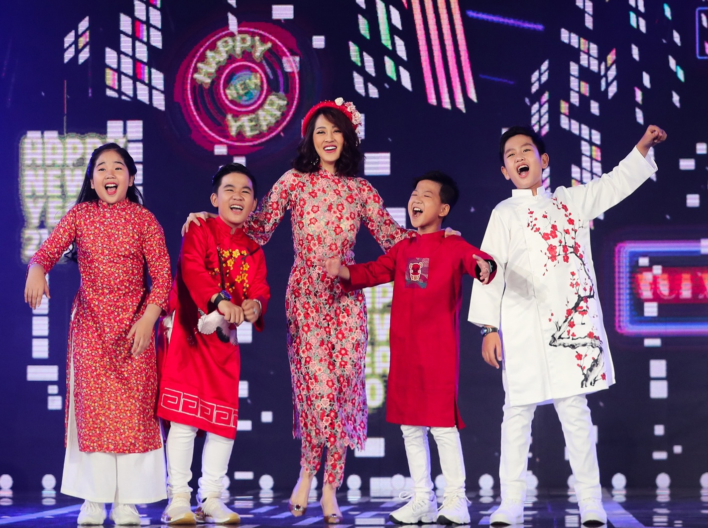 Thu Minh cua sung lam nghe anh 1