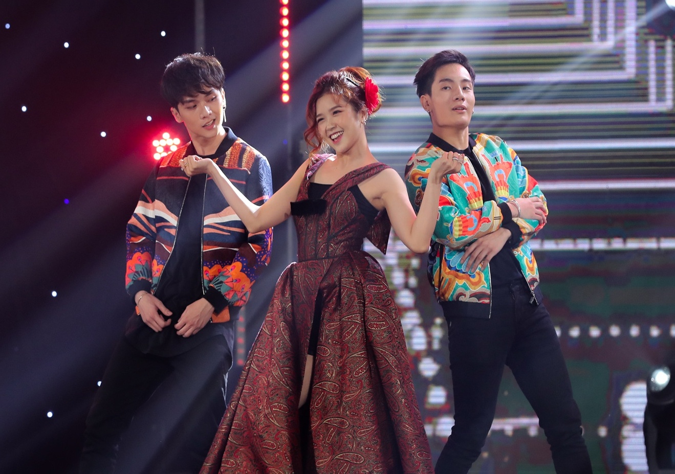 Thu Minh cua sung lam nghe anh 9