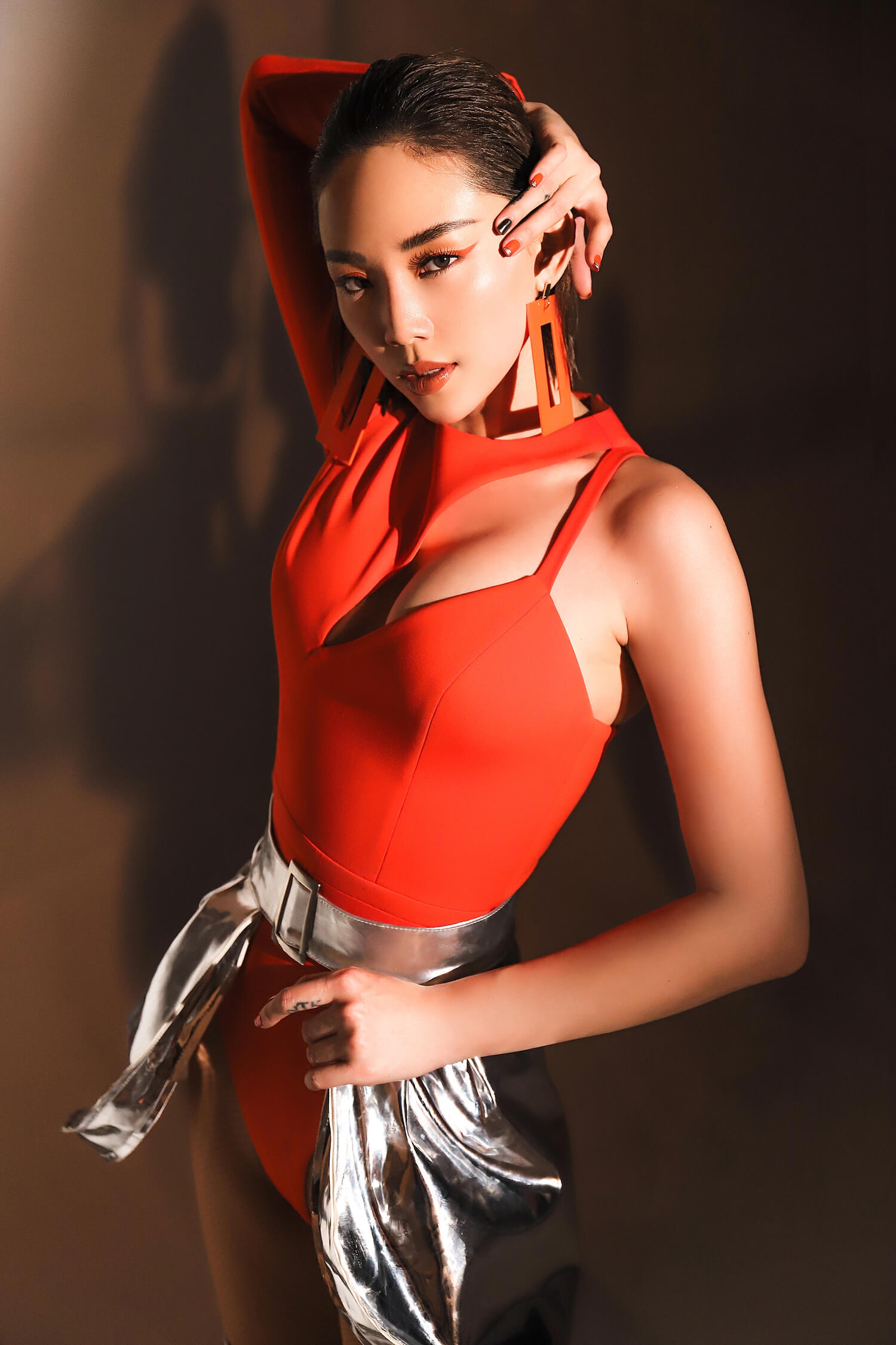 Toc Tien trong MV #KAHEDA anh 2