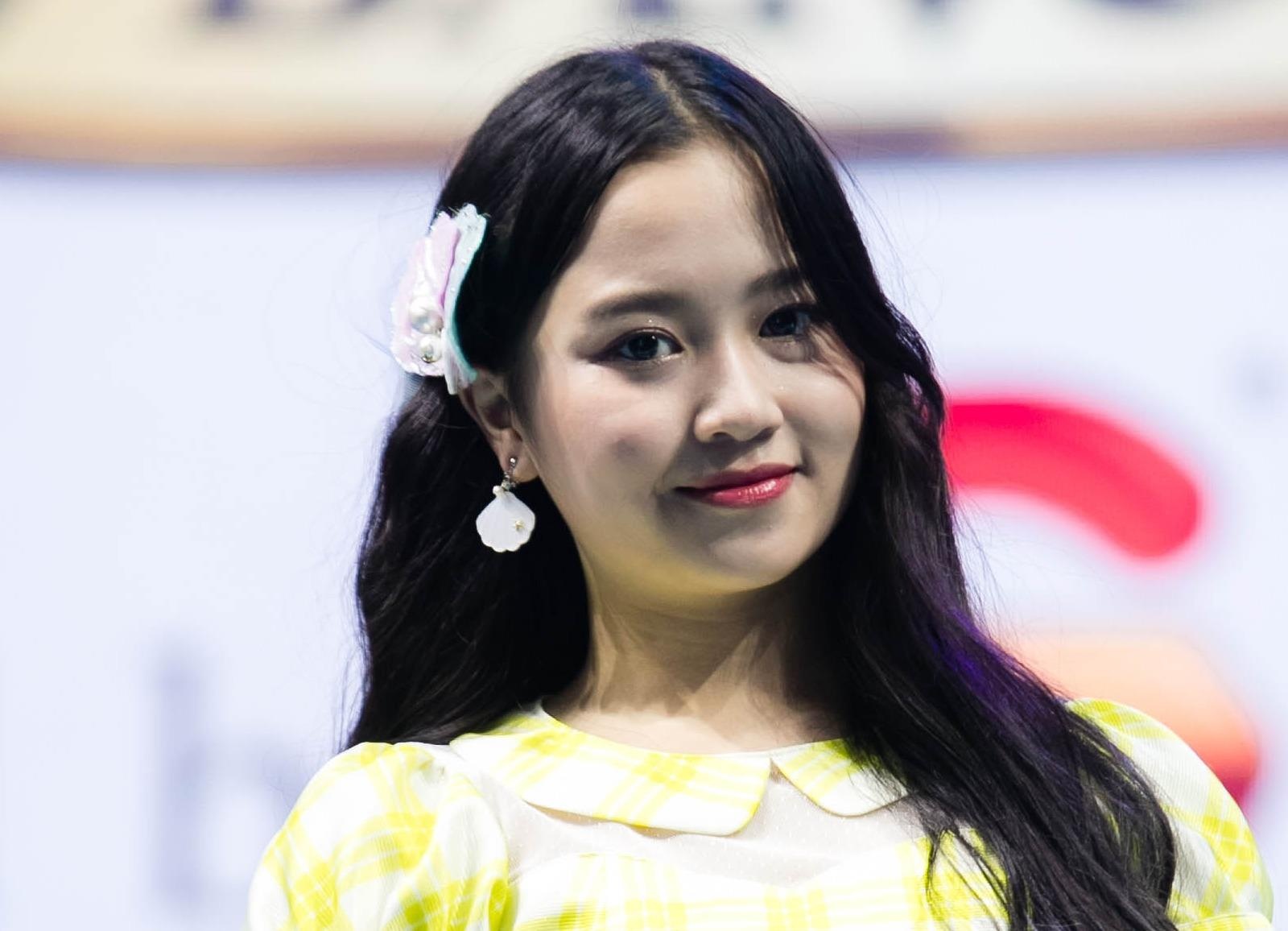 Nhom nhac Viet SGO48 bieu dien tai Thai Lan hinh anh