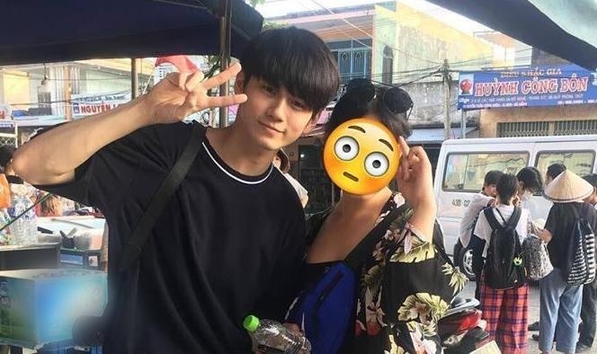 My nam nhom Wanna One cung gia dinh du lich Da Nang dip dau nam hinh anh