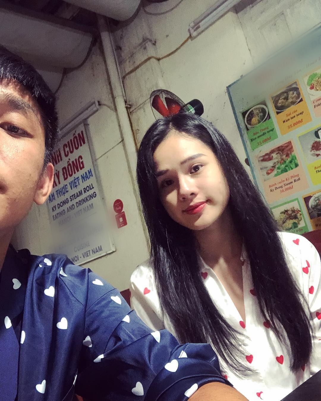 Trong Dai U23 va ban gai tinh cam anh 1