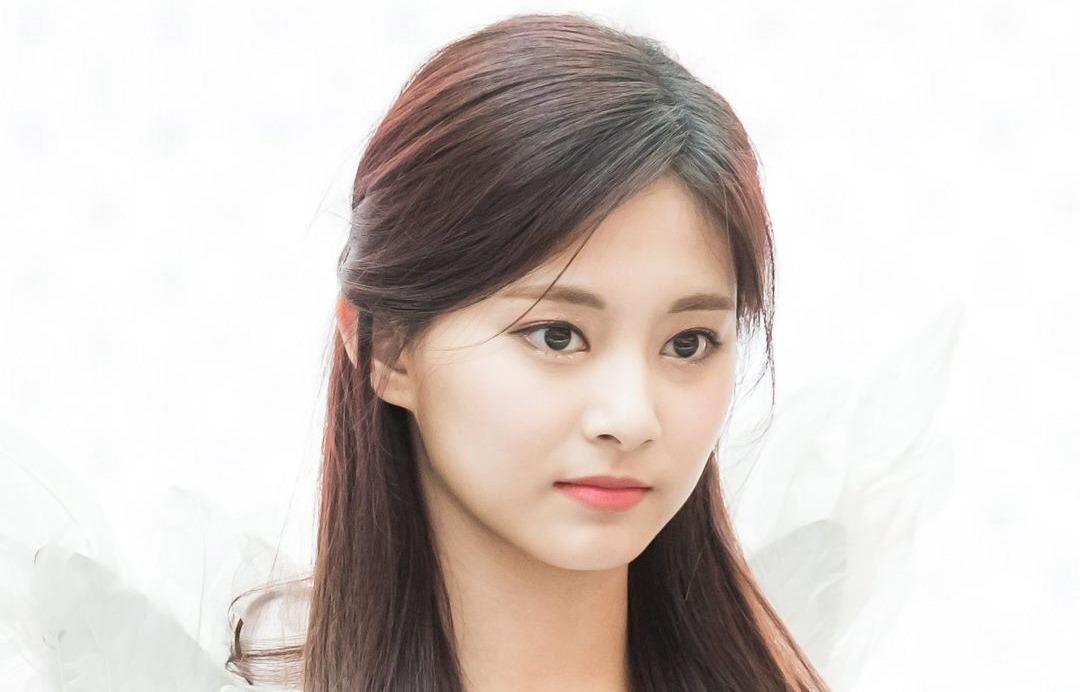 Dan em ut cua JYP noi tieng nhanh chong nho ve dep xuat chung hinh anh