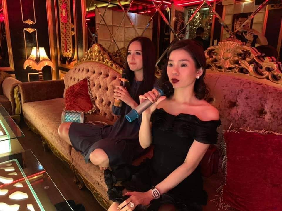 Mai Phuong Thuy,  le Quyen hat de cho em khoc anh 1