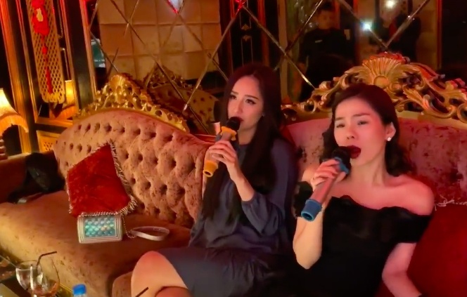 Le Quyen, Mai Phuong Thuy hat De cho em khoc hinh anh