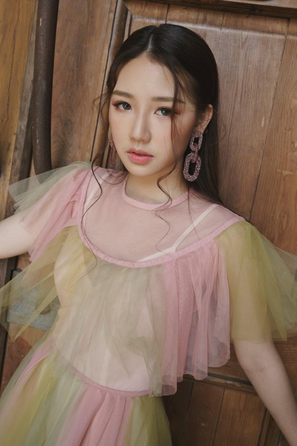AMEE gây chú ý sau MV Ex’s Hate Me  ảnh 2 AMEE gay chu y sau MV Ex’s Hate Me anh 2