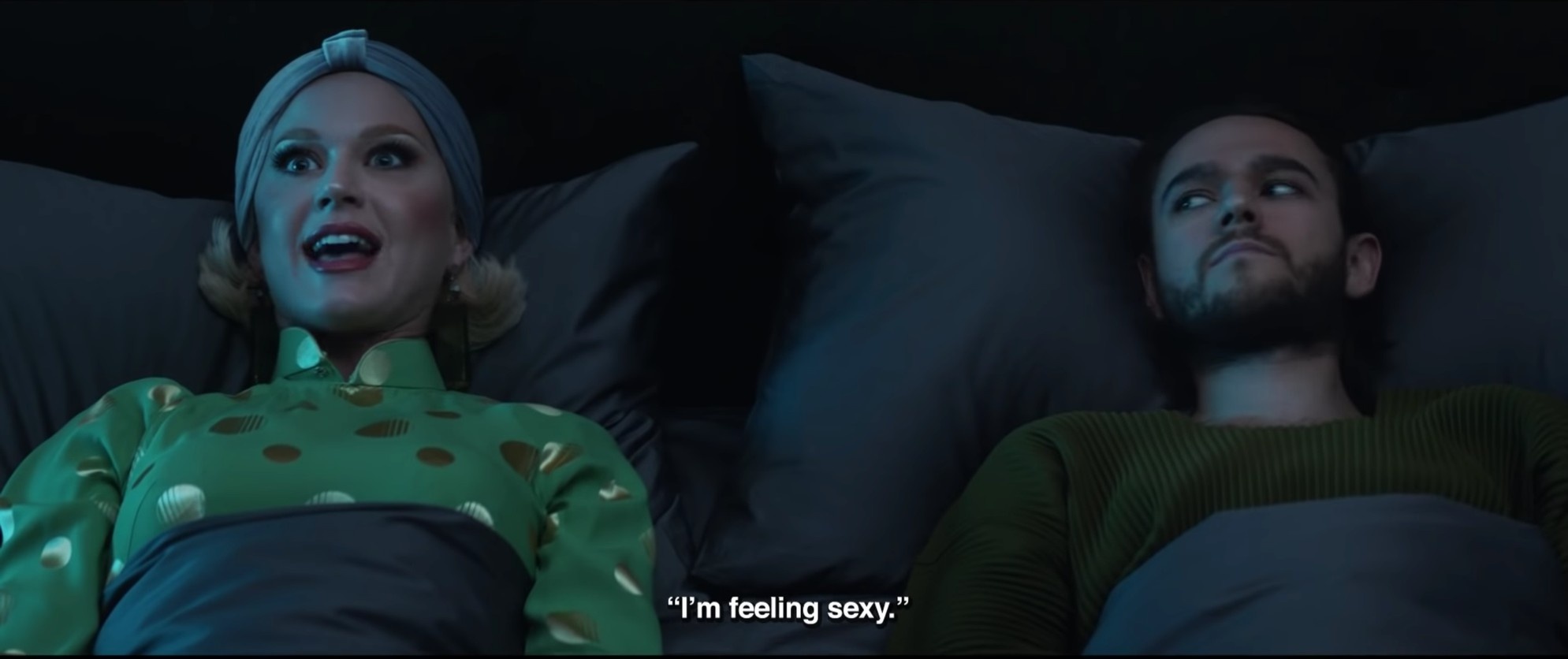 Katy Perry mac ao dai trong MV anh 1