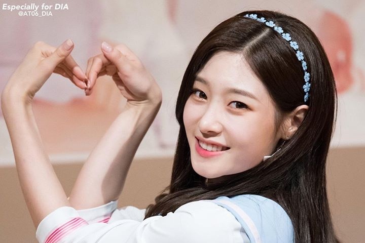 Than tuong Kpop: Nhung co bup be voi ve dep ‘nhan tao’ hinh anh