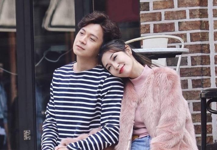 8 nam yeu Ngo Kien Huy, Khong Tu Quynh tuot doc, bi goi ca si het thoi hinh anh