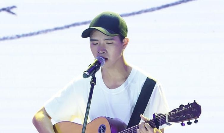 Tac pham ve chuyen ngoai tinh cua giong ca 19 tuoi gay tranh cai hinh anh