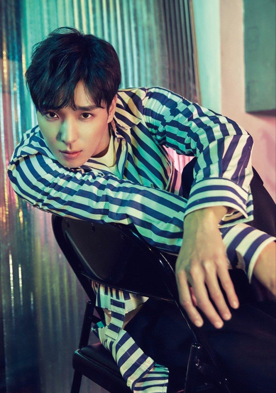 ca si thu 3 trong nhom chat tinh duc anh 4